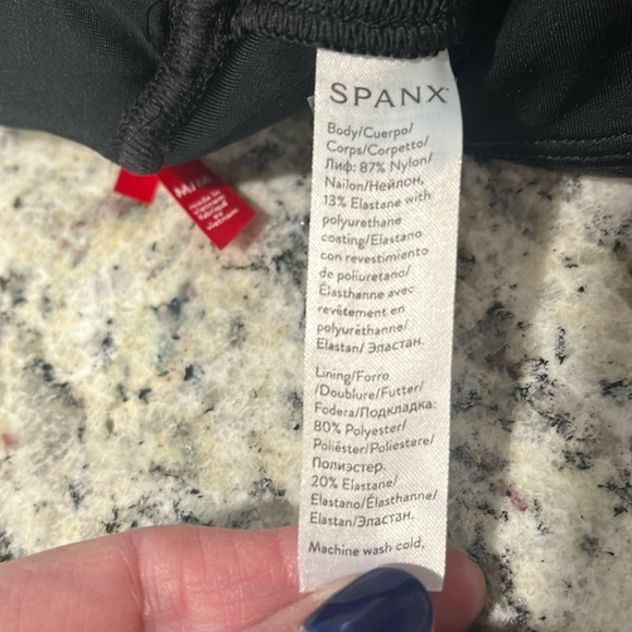 Spanx Faux Leather Mayo Leggings Sz M *EUC* - Picture 8 of 11